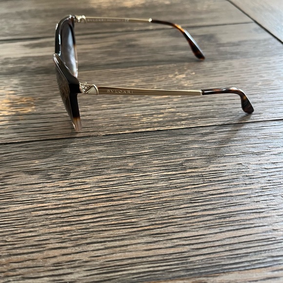 BVLGARI Sunglasses - Picture 4 of 16